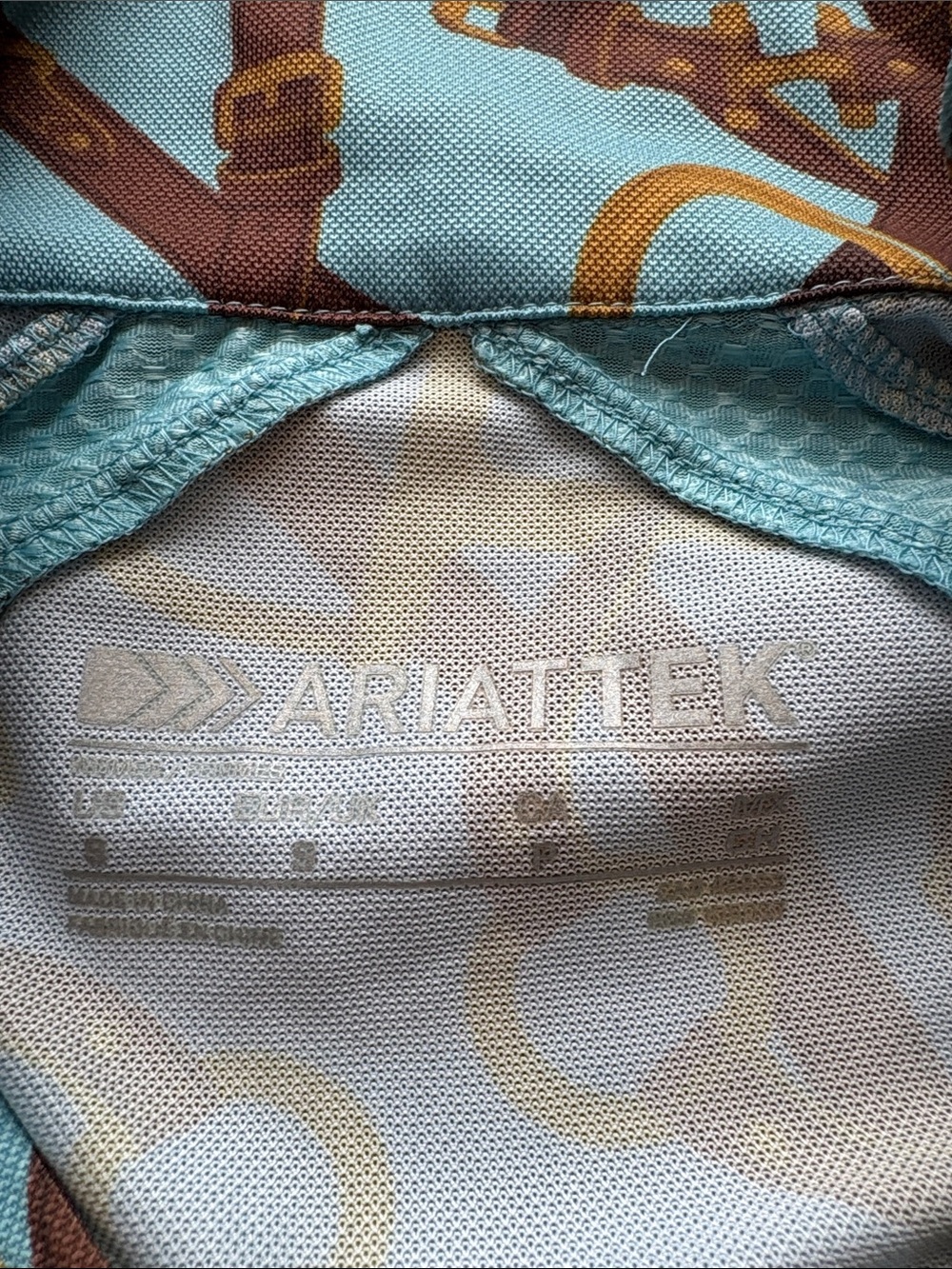 NWT Ariat- Tek Teal Blue Printed Long-Sleeve Cooling Zip Neck Top small - Picture 4 of 6